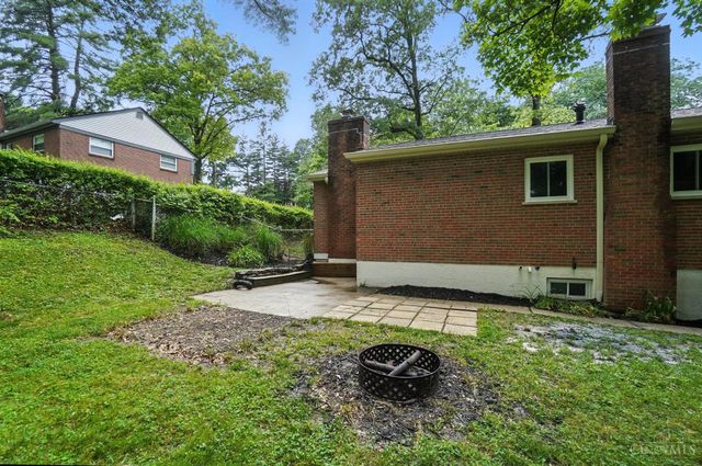 2000 Neeb Road, Green Twp, OH 45233