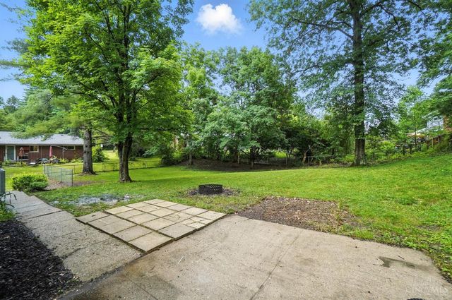 2000 Neeb Road, Green Twp, OH 45233