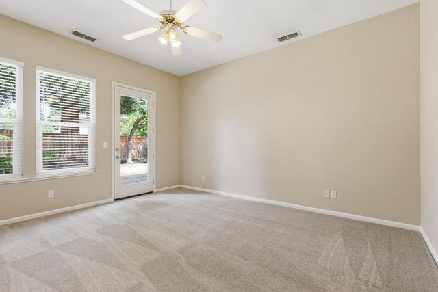 2875 Barret Dr, Roseville, CA 95661