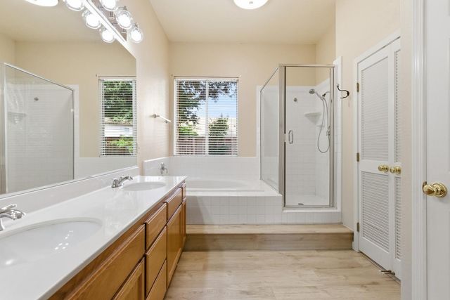 2875 Barret Dr, Roseville, CA 95661