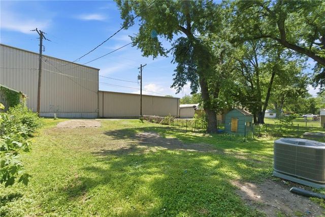 775 MIAMI Street, Leavenworth, KS 66048
