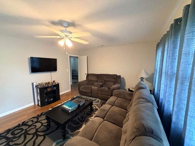 4703 Clover Lane, Hixson, TN 37343