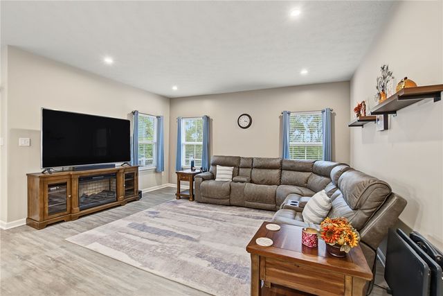 921 Cedar Grove Drive, Tipp City, OH 45371