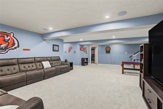 921 Cedar Grove Drive, Tipp City, OH 45371