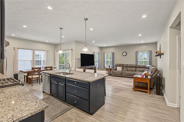 921 Cedar Grove Drive, Tipp City, OH 45371