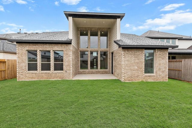 8611 Gleaming Village Way, Richmond, TX 77406