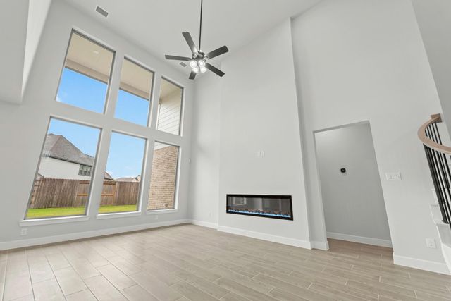 8611 Gleaming Village Way, Richmond, TX 77406