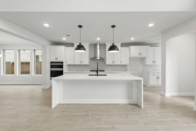 8611 Gleaming Village Way, Richmond, TX 77406