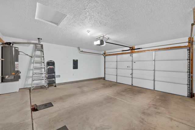 3137 Renaissance Loop SE, Rio Rancho, NM 87124