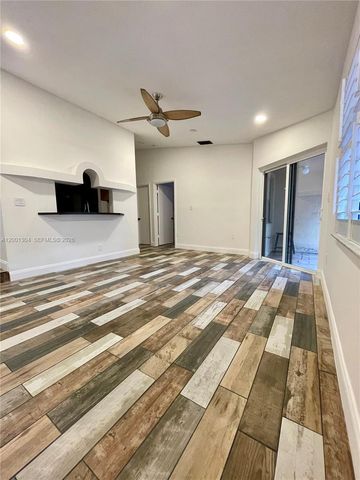 11288 SW 9th Ct, Pembroke Pines, FL 33025