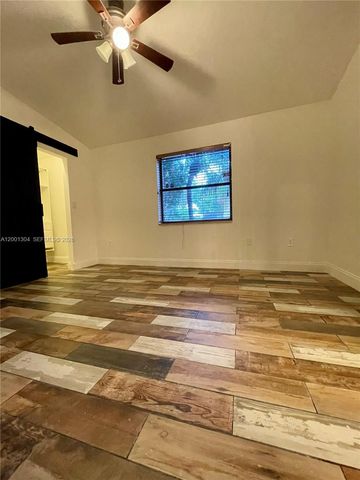 11288 SW 9th Ct, Pembroke Pines, FL 33025