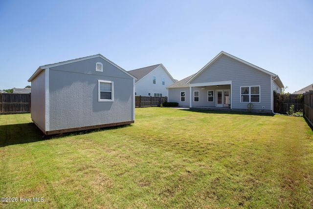 116 Hanover Lakes Drive, Wilmington, NC 28401