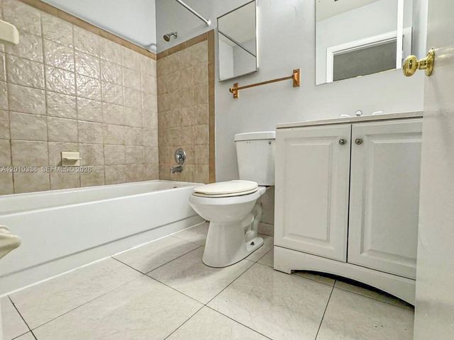 10947 NW 45th St, Coral Springs, FL 33065