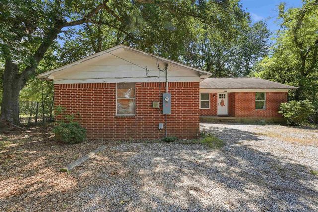 1003 W Moline Street, Malvern, AR 72104