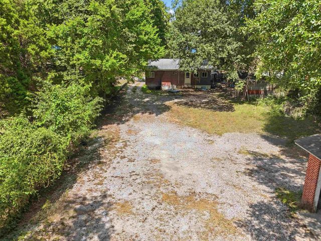 1003 W Moline Street, Malvern, AR 72104
