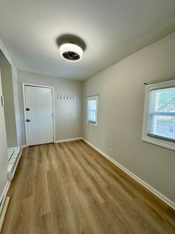 750 S Oakley Boulevard 3, Chicago, IL 60612