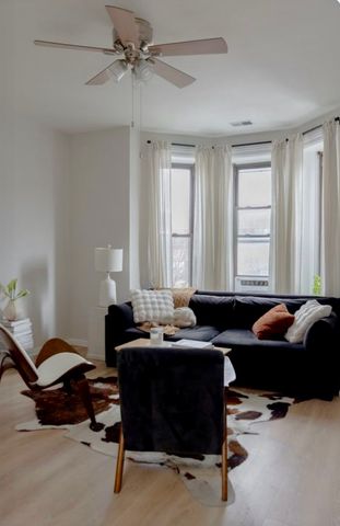 750 S Oakley Boulevard 3, Chicago, IL 60612