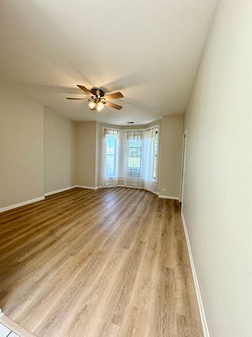 750 S Oakley Boulevard 3, Chicago, IL 60612