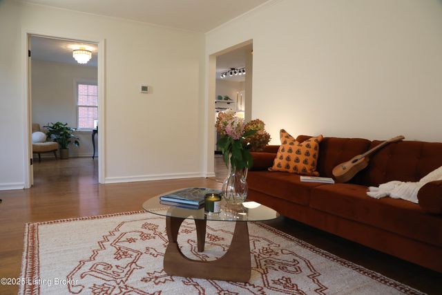 323 N Bonner Ave, Louisville, KY 40207