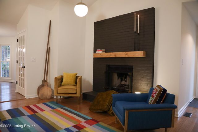 323 N Bonner Ave, Louisville, KY 40207