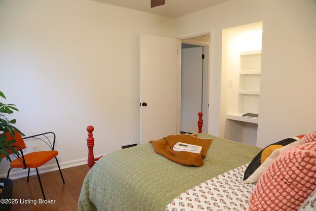 323 N Bonner Ave, Louisville, KY 40207