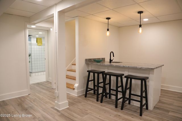 323 N Bonner Ave, Louisville, KY 40207