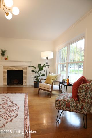 323 N Bonner Ave, Louisville, KY 40207