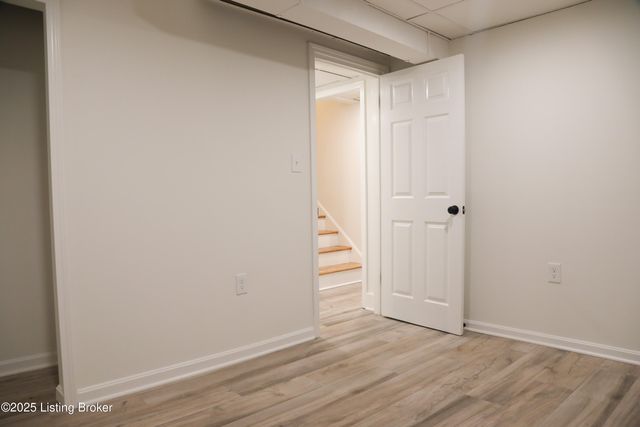 323 N Bonner Ave, Louisville, KY 40207