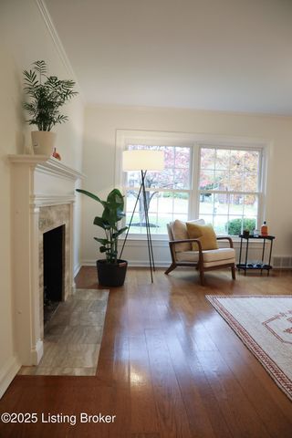 323 N Bonner Ave, Louisville, KY 40207