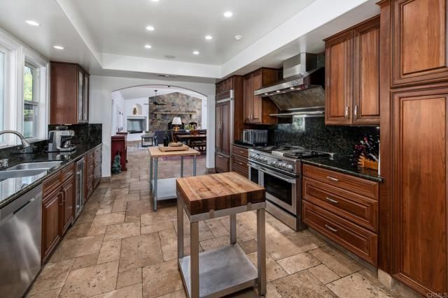 35715 Calle Nopal, Temecula, CA 92592