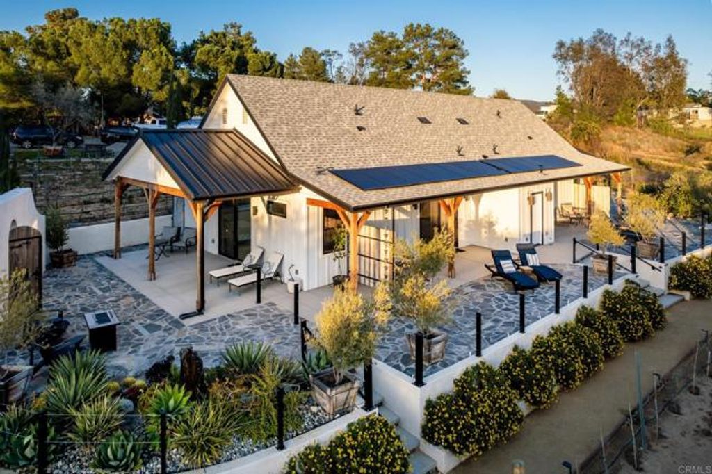 35715 Calle Nopal, Temecula, CA 92592