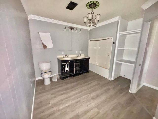 228 Hyland Drive, Gheens, LA 70355