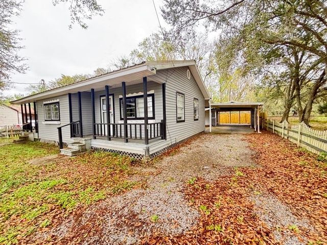 228 Hyland Drive, Gheens, LA 70355