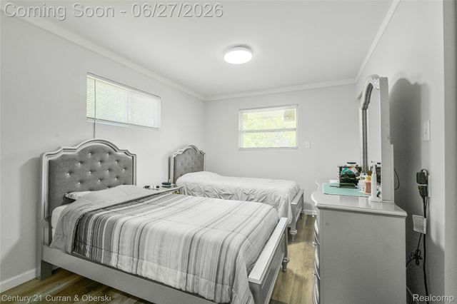 28906 Lorikay Street, Farmington Hills, MI 48334