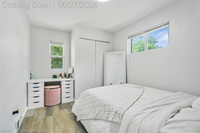 28906 Lorikay Street, Farmington Hills, MI 48334