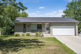 28906 Lorikay Street, Farmington Hills, MI 48334