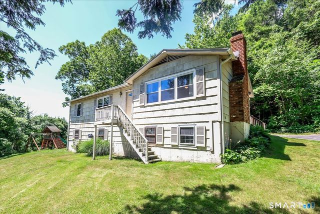 186 Flood Bridge Road, Southbury, CT 06488