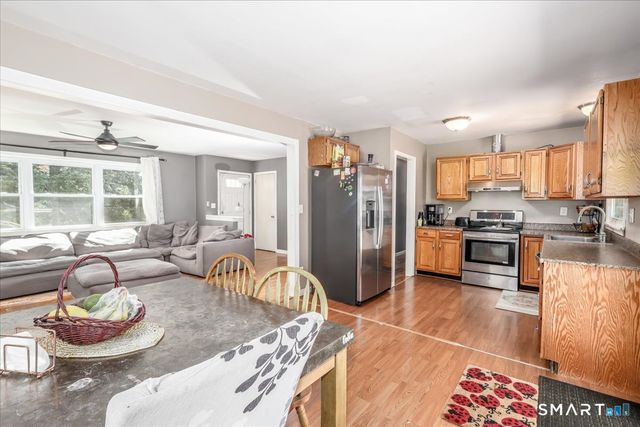 186 Flood Bridge Road, Southbury, CT 06488