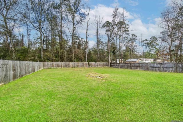 8085 Wolf Creek Place, Denham Springs, LA 70726