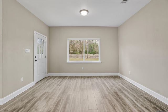 8085 Wolf Creek Place, Denham Springs, LA 70726