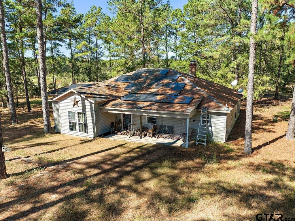 1505 CR 2628, Alto, TX 75925