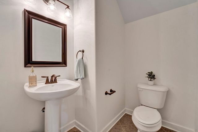 1965 ROCHELLE LN, Cordova, TN 38016