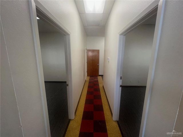 200 N Mccoll Road D-E, Mcallen, TX 78501