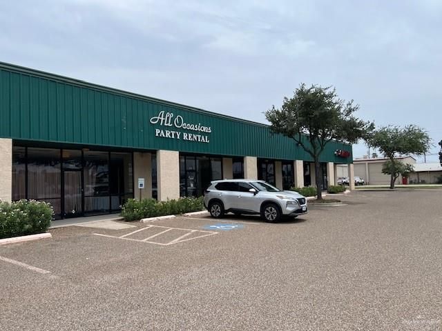 200 N Mccoll Road D-E, Mcallen, TX 78501