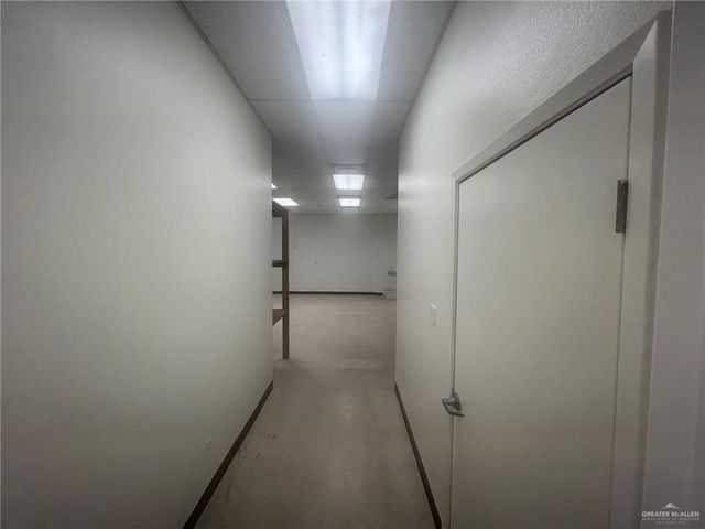 200 N Mccoll Road D-E, Mcallen, TX 78501