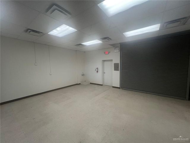 200 N Mccoll Road D-E, Mcallen, TX 78501