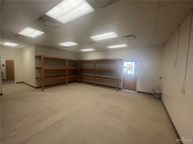 200 N Mccoll Road D-E, Mcallen, TX 78501
