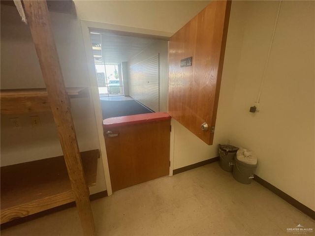 200 N Mccoll Road D-E, Mcallen, TX 78501