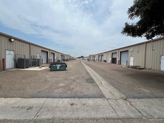 200 N Mccoll Road D-E, Mcallen, TX 78501