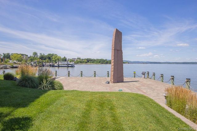 1321 Round Pointe Drive, Haverstraw, NY 10927